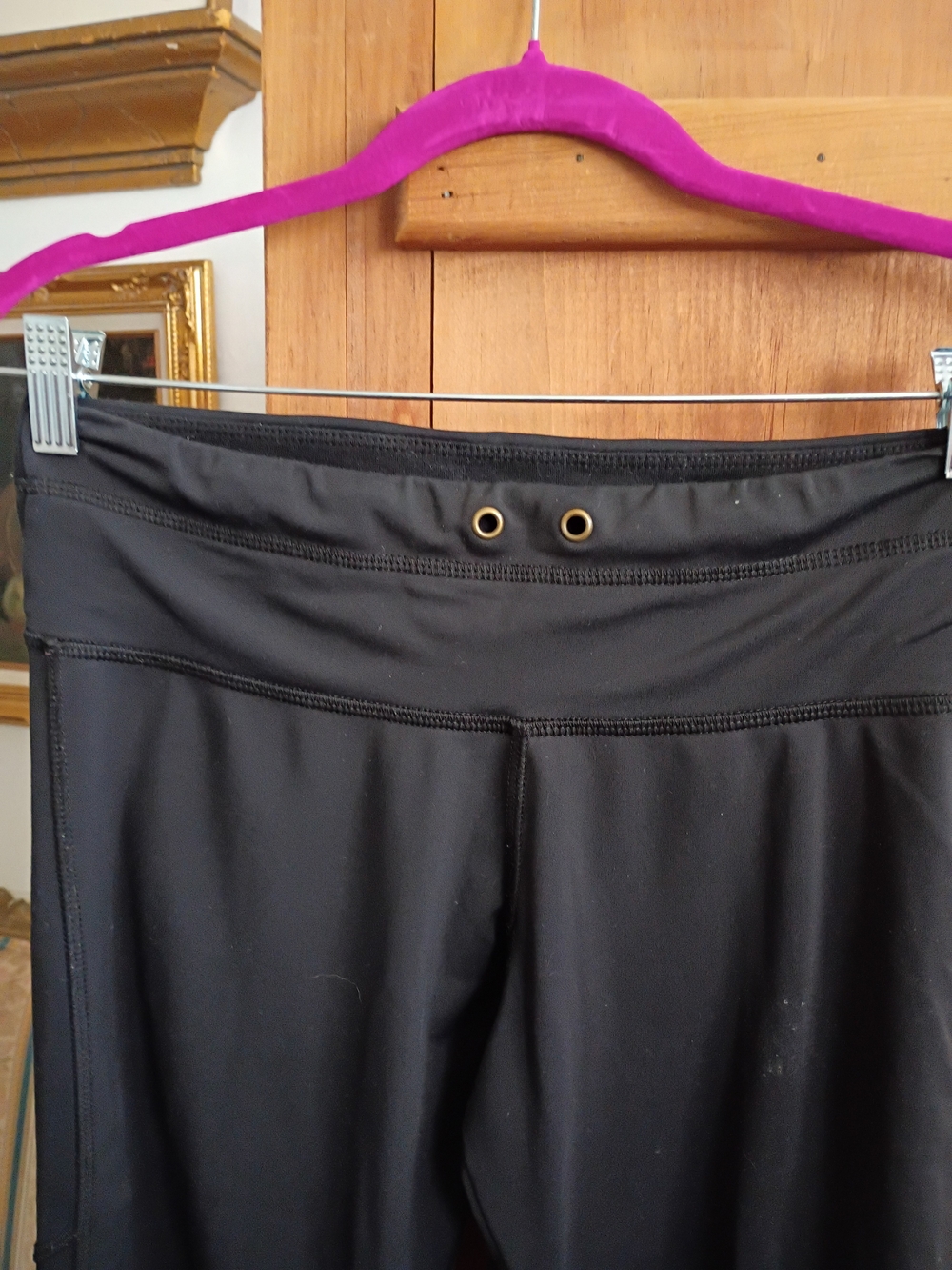 Strut This Women’s Black Athletic Leggings